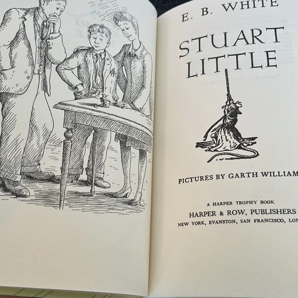 E. B.‎ WHITE “Stuart Little” Book